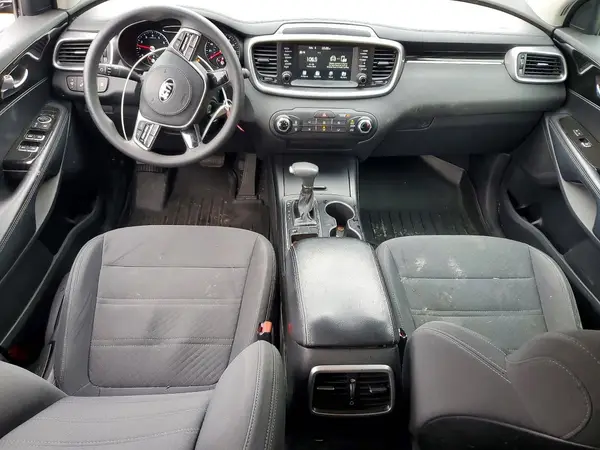 5XYPG4A30KG561001 2019 KIA SORENTO - Image 8