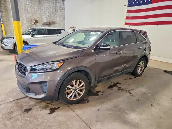 5XYPG4A30KG561239 2019 KIA SORENTO - Image 1