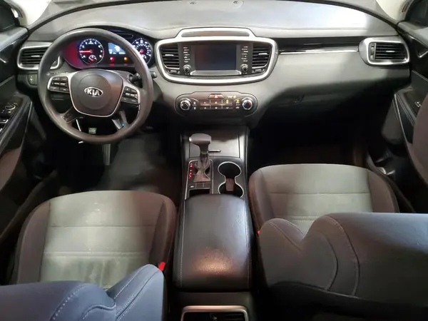5XYPG4A30KG562679 2019 KIA SORENTO - Image 8