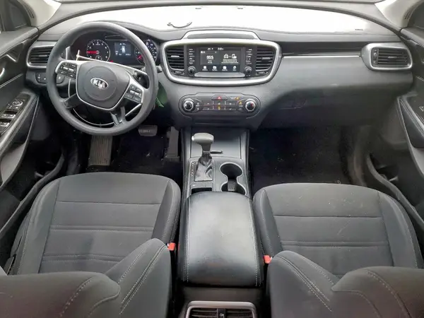 5XYPG4A30KG563640 2019 KIA SORENTO - Image 8