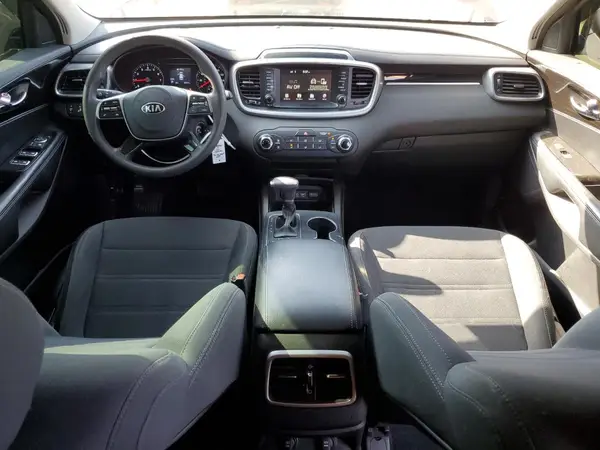 5XYPG4A30KG563797 2019 KIA SORENTO - Image 8