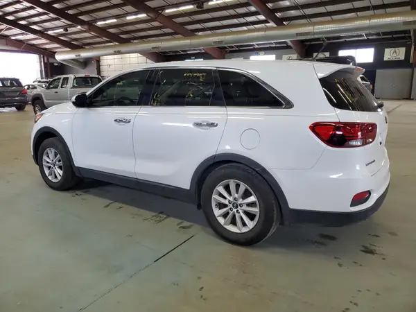 5XYPG4A30KG564478 2019 KIA SORENTO - Image 2