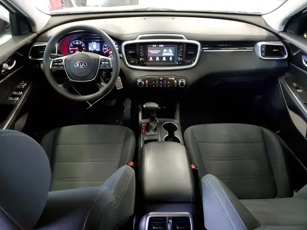 5XYPG4A30KG564478 2019 KIA SORENTO - Image 8