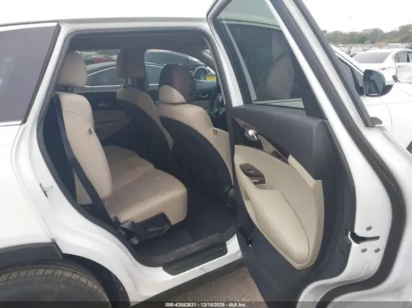 5XYPG4A30KG565579 2019 KIA SORENTO - Image 8