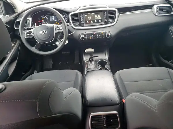 5XYPG4A30KG565615 2019 KIA SORENTO - Image 8