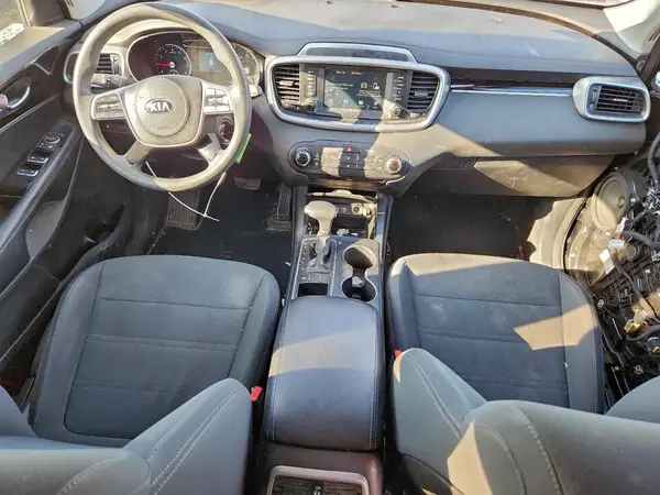 5XYPG4A30KG575299 2019 KIA SORENTO - Image 8