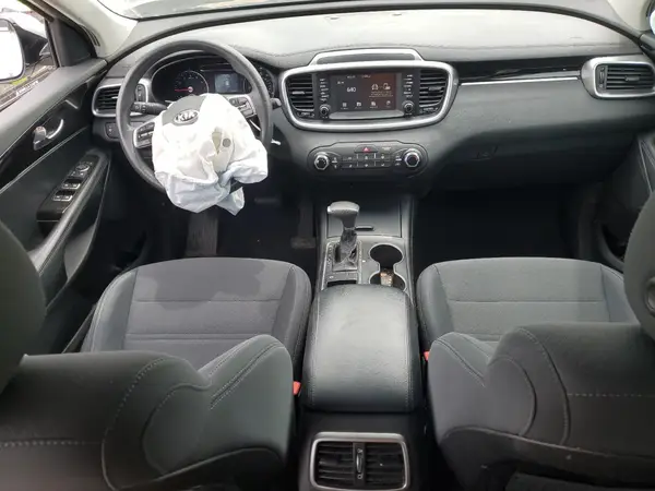 5XYPG4A30KG577120 2019 KIA SORENTO - Image 8