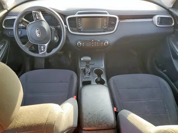5XYPG4A30KG577425 2019 KIA SORENTO - Image 8