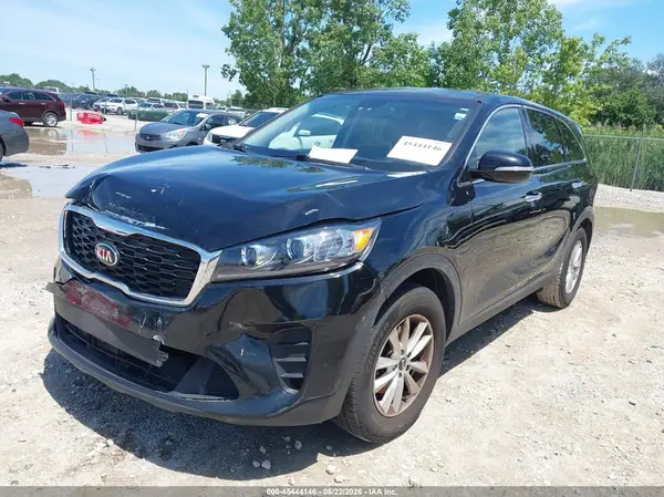 5XYPG4A30KG578073 2019 KIA SORENTO - Image 2