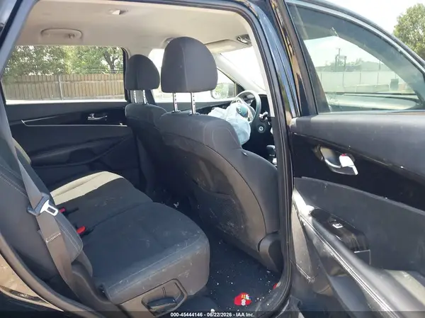 5XYPG4A30KG578073 2019 KIA SORENTO - Image 8