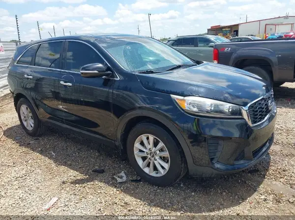 5XYPG4A30KG582060 2019 KIA SORENTO - Image 1
