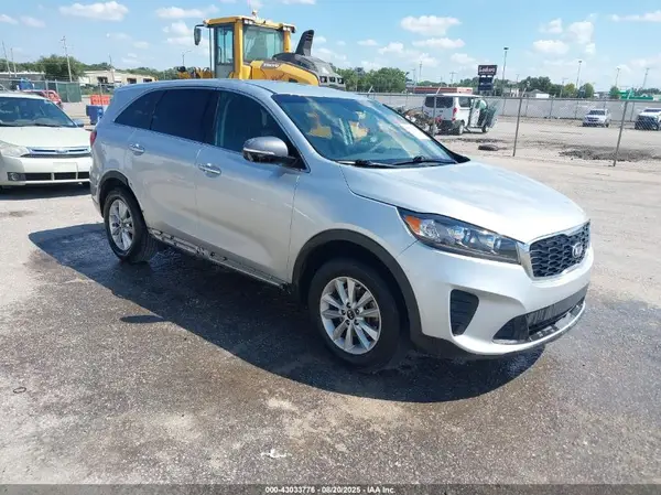 5XYPG4A30KG582267 2019 KIA SORENTO - Image 1