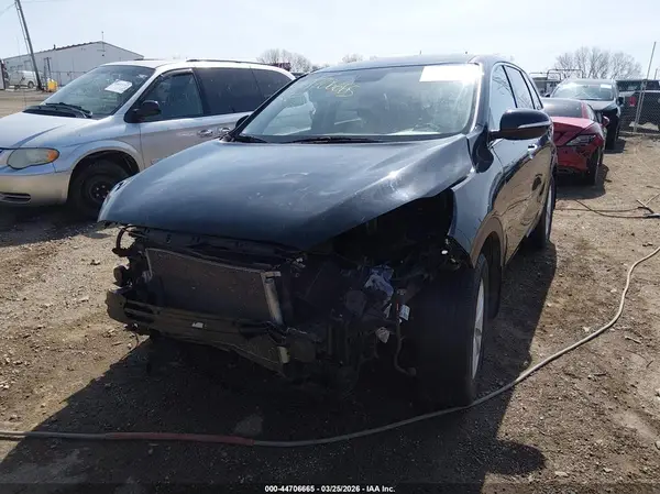 5XYPG4A30KG583466 2019 KIA SORENTO - Image 2