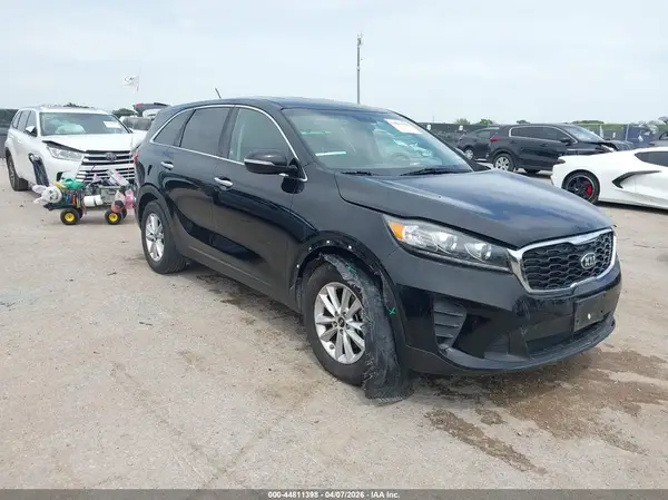 5XYPG4A30KG586996 2019 KIA SORENTO - Image 1
