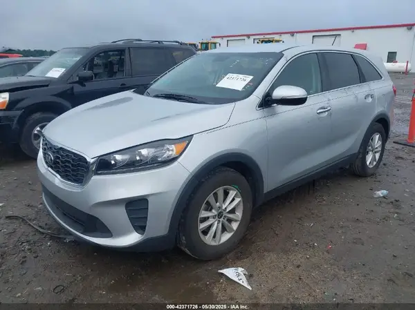5XYPG4A30KG592930 2019 KIA SORENTO - Image 2