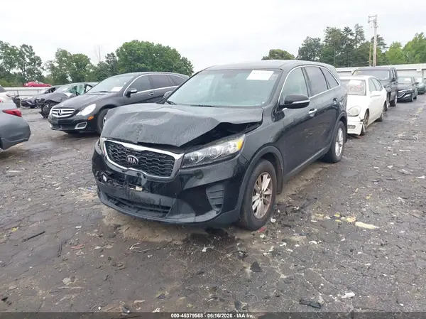 5XYPG4A30KG593866 2019 KIA SORENTO - Image 2
