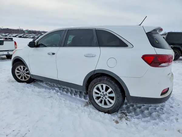 5XYPG4A30KG611167 2019 KIA SORENTO - Image 2