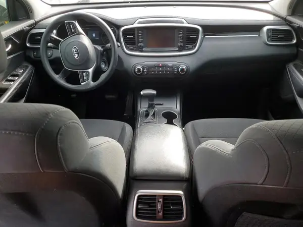 5XYPG4A30KG611184 2019 KIA SORENTO - Image 8