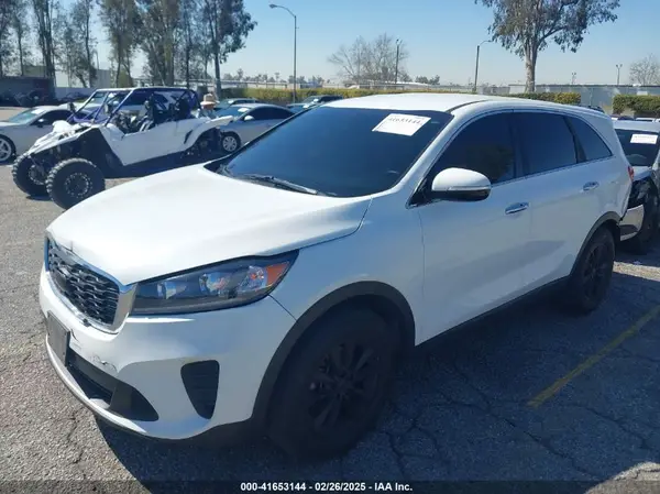5XYPG4A30LG641268 2020 KIA SORENTO - Image 2