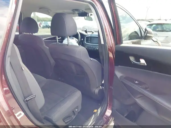 5XYPG4A30LG644090 2020 KIA SORENTO - Image 8