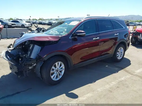 5XYPG4A30LG653548 2020 KIA SORENTO - Image 2