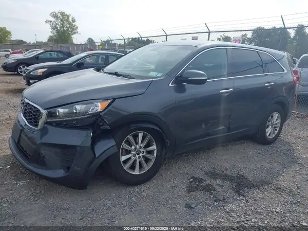 5XYPG4A30LG665067 2020 KIA SORENTO - Image 2