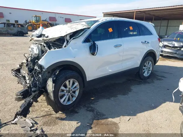 5XYPG4A30LG711402 2020 KIA SORENTO - Image 2