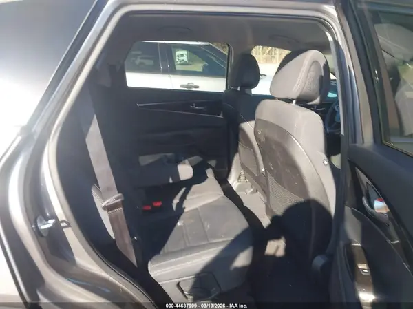 5XYPG4A31GG016190 2016 KIA SORENTO - Image 8