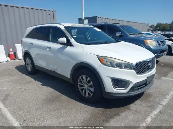 5XYPG4A31GG029182 2016 KIA SORENTO - Image 1