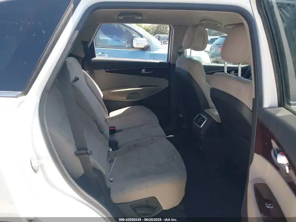 5XYPG4A31GG029182 2016 KIA SORENTO - Image 8
