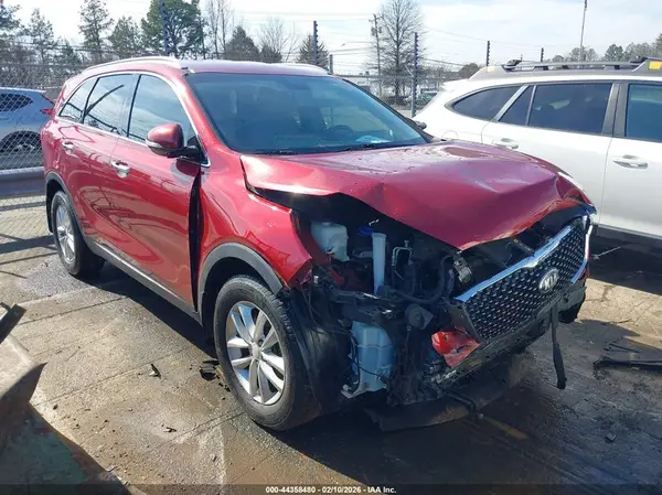 5XYPG4A31GG034852 2016 KIA SORENTO - Image 1