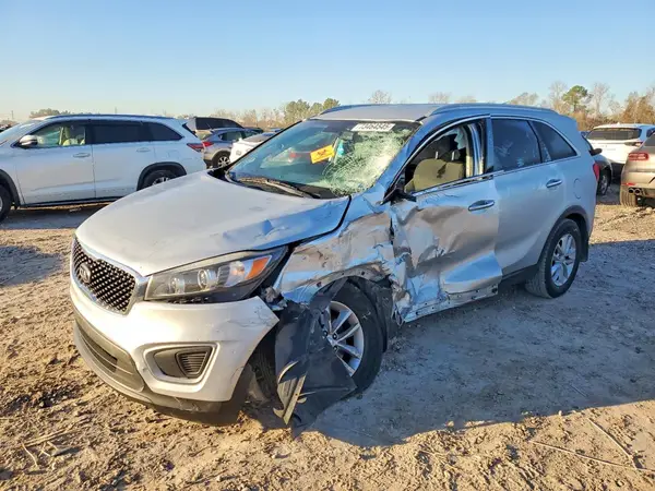 5XYPG4A31GG040392 2016 KIA SORENTO - Image 1