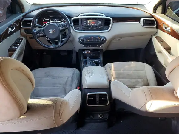 5XYPG4A31GG043776 2016 KIA SORENTO - Image 8