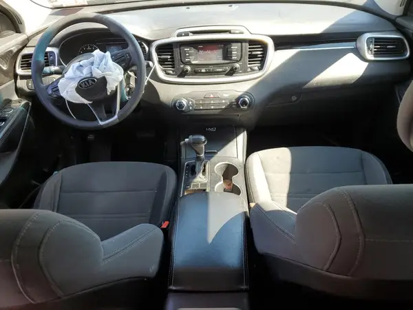 5XYPG4A31GG053787 2016 KIA SORENTO - Image 8