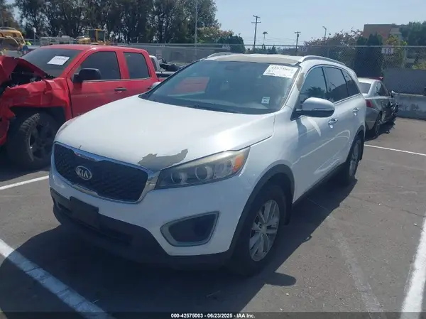 5XYPG4A31GG055538 2016 KIA SORENTO - Image 2