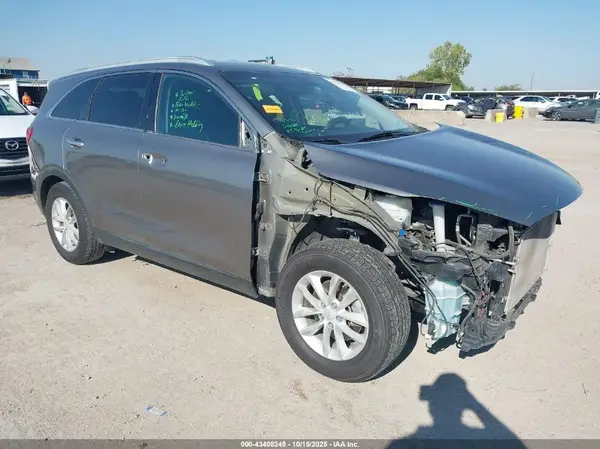 5XYPG4A31GG055703 2016 KIA SORENTO - Image 1