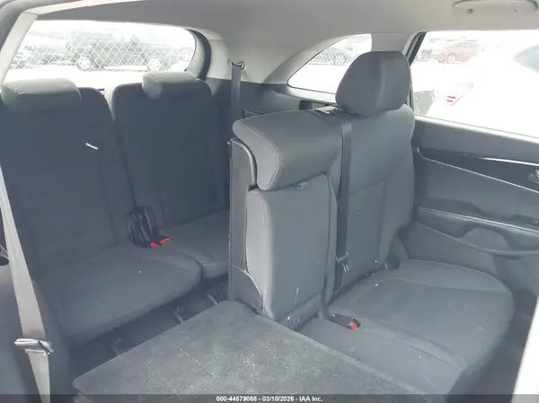 5XYPG4A31GG060075 2016 KIA SORENTO - Image 8