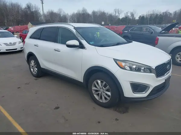 5XYPG4A31GG060383 2016 KIA SORENTO - Image 1