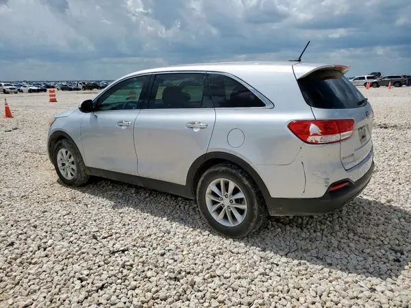 5XYPG4A31GG062537 2016 KIA SORENTO - Image 2