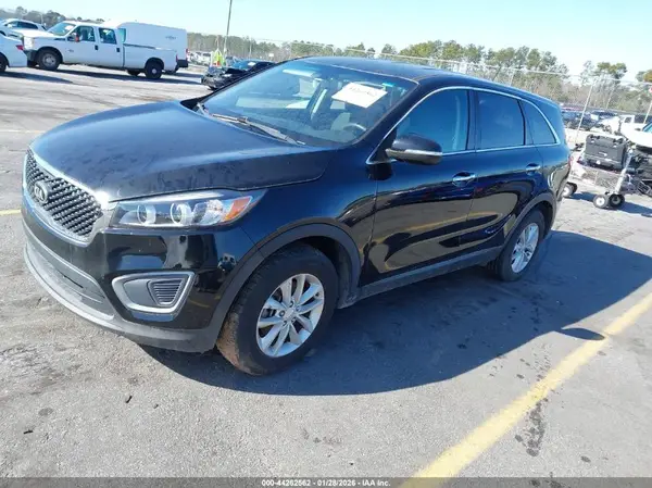 5XYPG4A31GG064028 2016 KIA SORENTO - Image 2