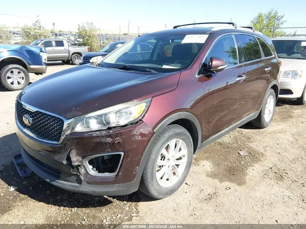 5XYPG4A31GG070881 2016 KIA SORENTO - Image 2