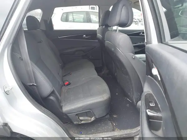 5XYPG4A31GG073988 2016 KIA SORENTO - Image 8