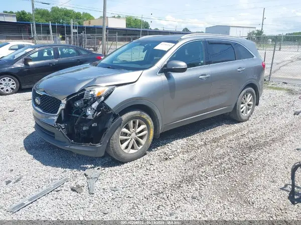 5XYPG4A31GG074302 2016 KIA SORENTO - Image 2