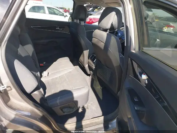 5XYPG4A31GG076549 2016 KIA SORENTO - Image 8