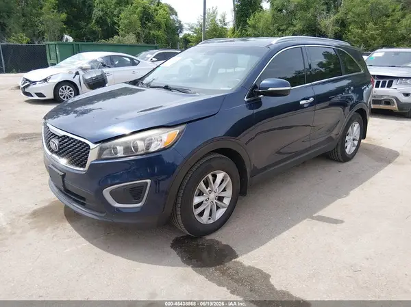 5XYPG4A31GG079600 2016 KIA SORENTO - Image 2