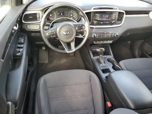 5XYPG4A31GG083467 2016 KIA SORENTO - Image 8