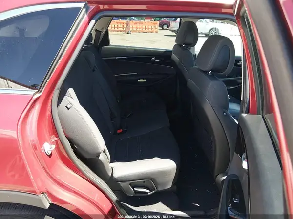 5XYPG4A31GG087129 2016 KIA SORENTO - Image 8