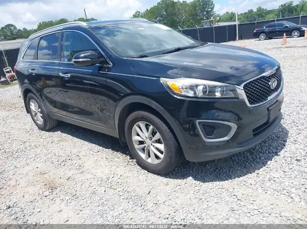 5XYPG4A31GG087440 2016 KIA SORENTO - Image 1