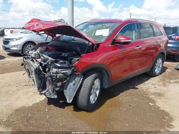 5XYPG4A31GG090063 2016 KIA SORENTO - Image 2