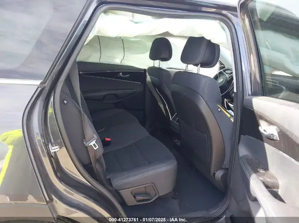 5XYPG4A31GG097949 2016 KIA SORENTO - Image 8